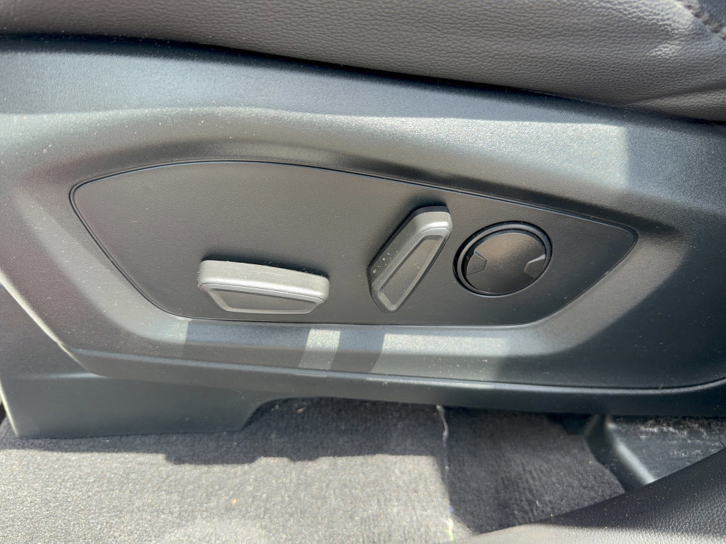 Certified 2023 Ford Explorer ST w/ Equipment Group 401A image 31