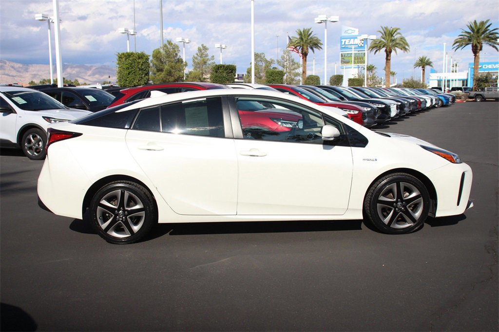 Used 2019 Toyota Prius XLE image 7