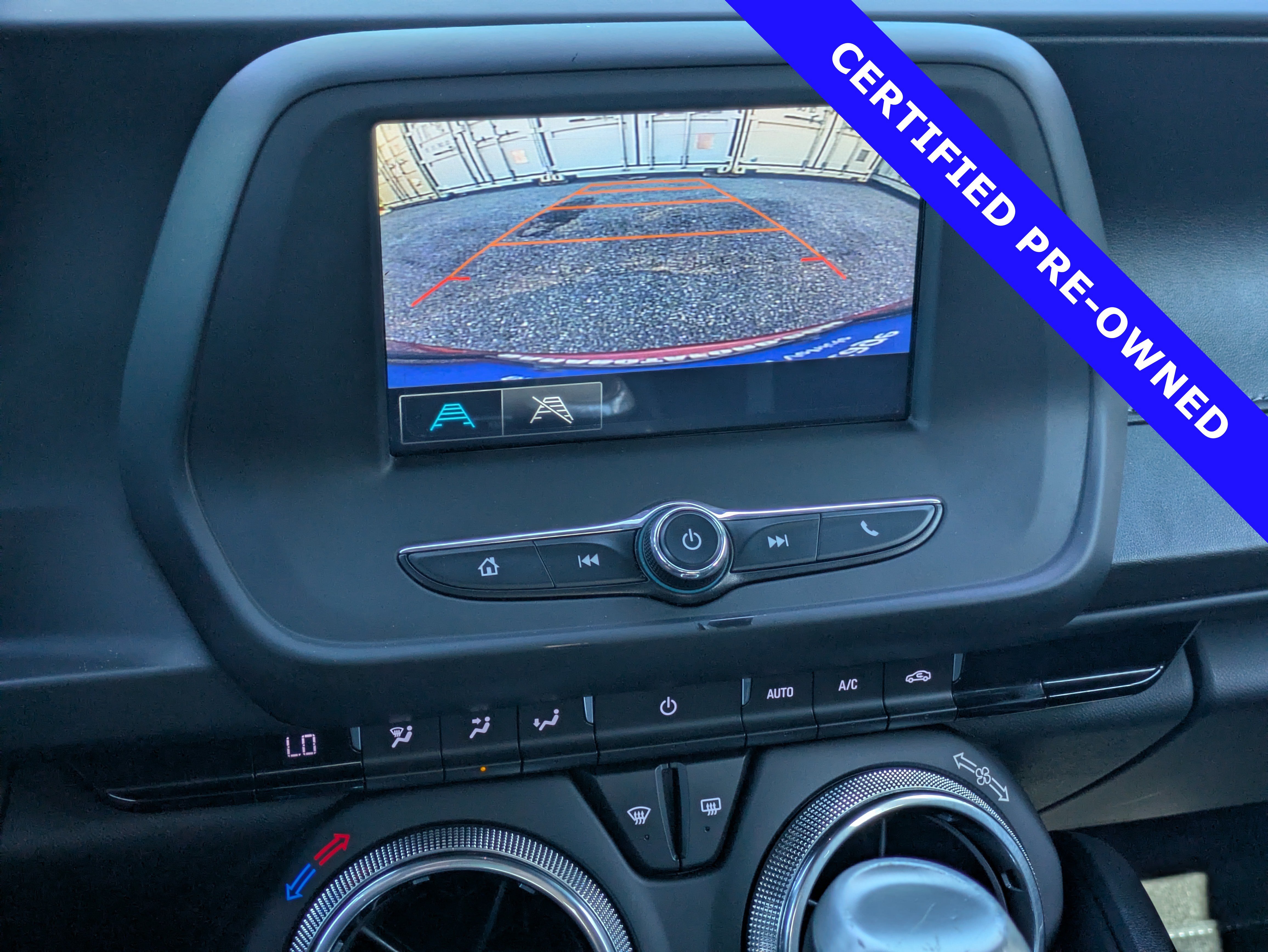 Used 2018 Chevrolet Camaro LT RWD image 25