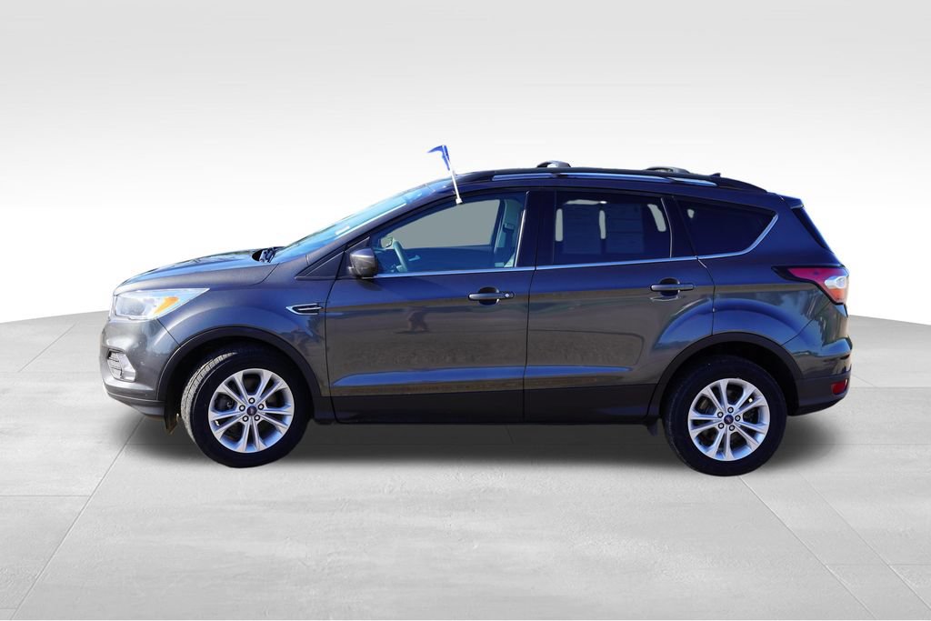 Certified 2018 Ford Escape SE w/ SE Sync 3 Package AWD/4WD image 9