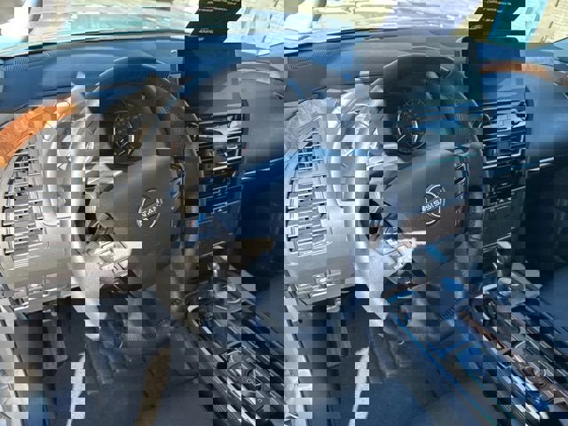 Used 2024 Nissan Armada SL image 13