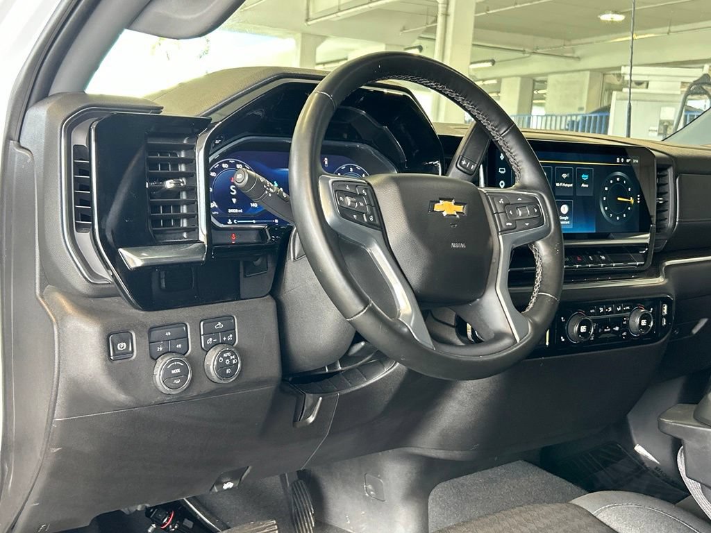 Used 2025 Chevrolet Silverado 2500 LT w/ Convenience Package AWD/4WD image 37