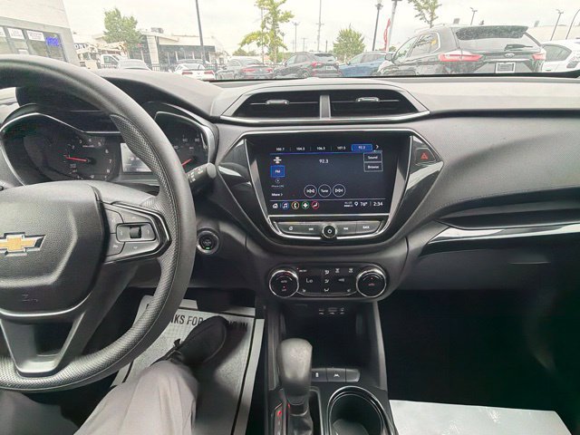 Used 2023 Chevrolet TrailBlazer LT w/ Convenience Package FWD image 25