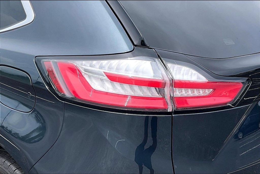 Certified 2024 Ford Edge SEL w/ Convenience Package AWD/4WD image 30