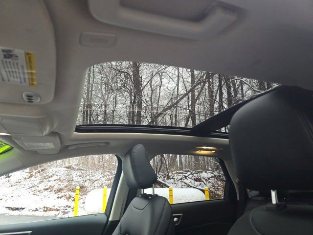 Certified 2022 Ford Edge SEL w/ Convenience Package image 15