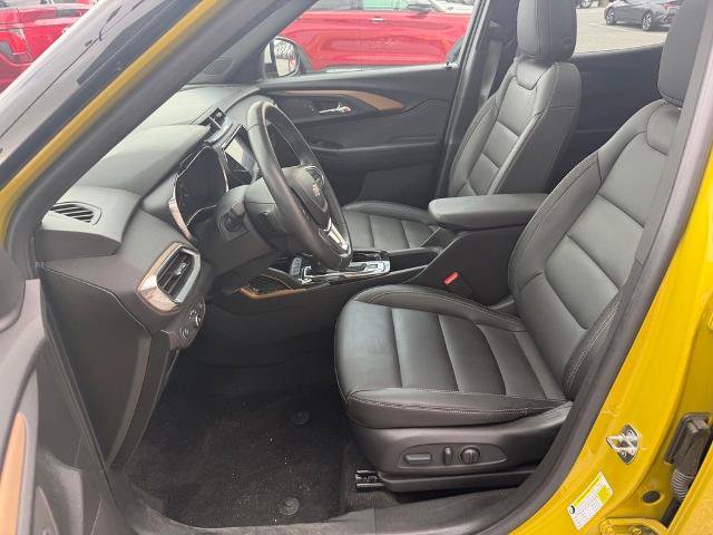 Used 2023 Chevrolet TrailBlazer ACTIV w/ Sun and Liftgate Package FWD image 11
