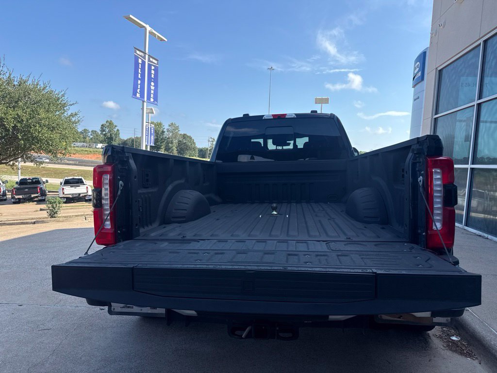 Certified 2025 Ford F350 Lariat w/ Lariat Ultimate Package AWD/4WD image 7