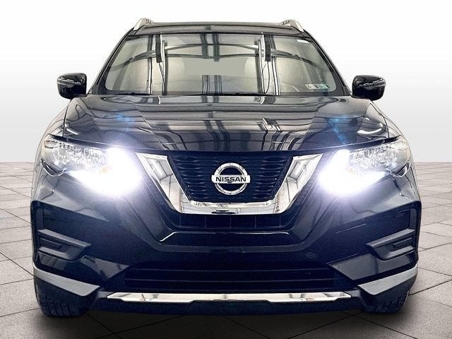 Used 2017 Nissan Rogue S w/ S Appearance Package AWD/4WD image 3