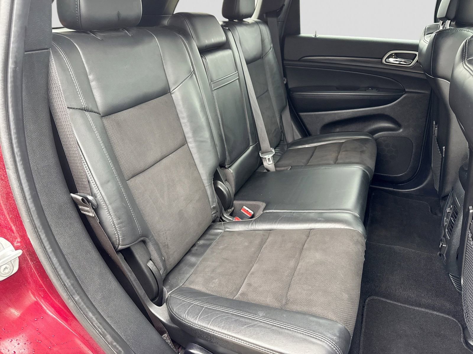 Used 2022 Jeep Grand Cherokee Altitude image 23