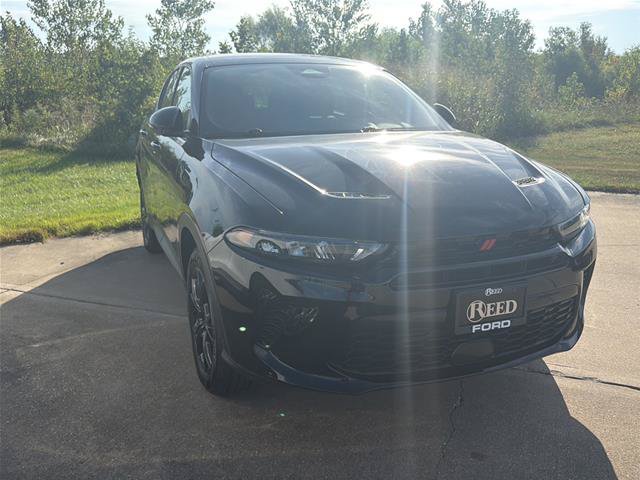 Used 2023 Dodge Hornet GT w/ GT Blacktop Package AWD/4WD image 2