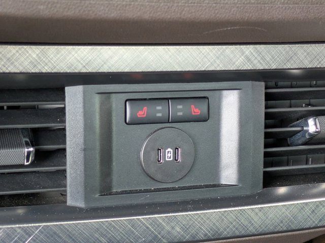 Certified 2024 Ford F250 King Ranch w/ FX4 Off-Road Package image 19