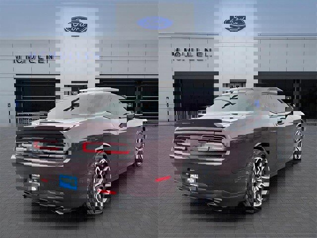 Used 2021 Dodge Challenger R/T w/ Plus Package image 5