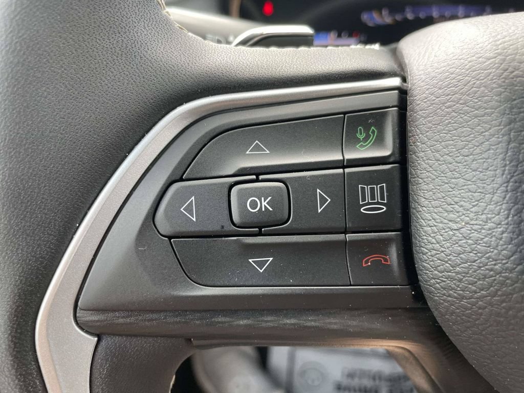 Used 2024 Jeep Grand Cherokee L Altitude RWD image 26