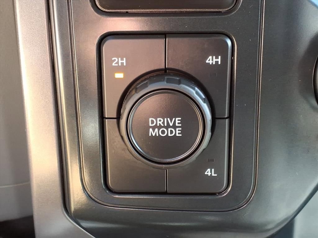 Certified 2025 Ford F150 XLT w/ Equipment Group 301A Standard image 18