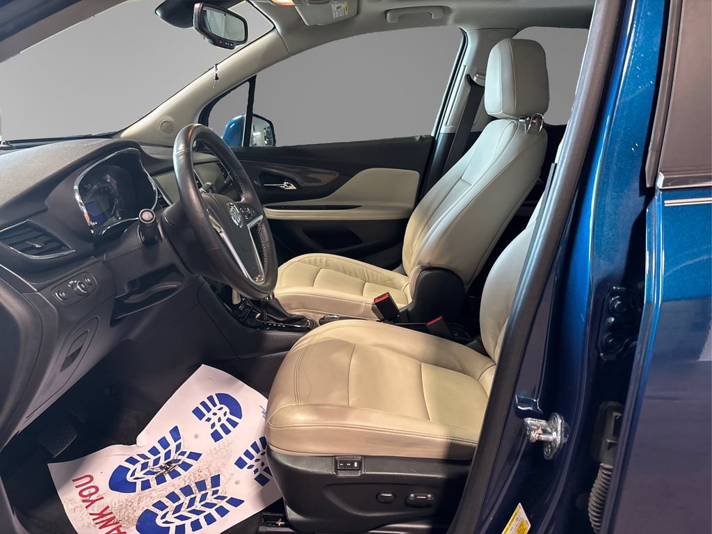 Used 2019 Buick Encore Essence w/ Experience Buick Package AWD/4WD image 11