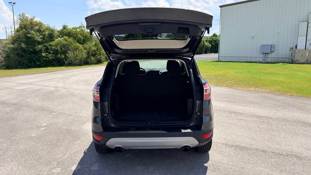 Certified 2018 Ford Escape SE w/ SE Sync 3 Package AWD/4WD image 27