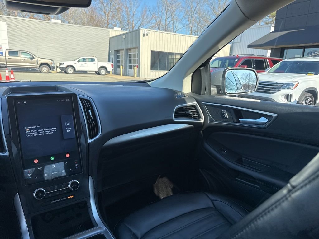 Certified 2024 Ford Edge SEL image 12