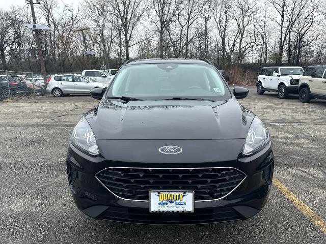 Certified 2022 Ford Escape SE w/ SE Sport Appearance Package AWD/4WD image 5