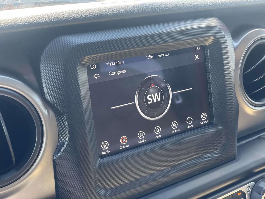 Used 2023 Jeep Gladiator Willys image 14