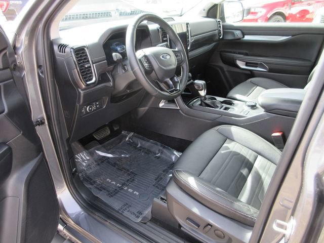 Certified 2025 Ford Ranger Lariat w/ Trailer Tow Package AWD/4WD image 3