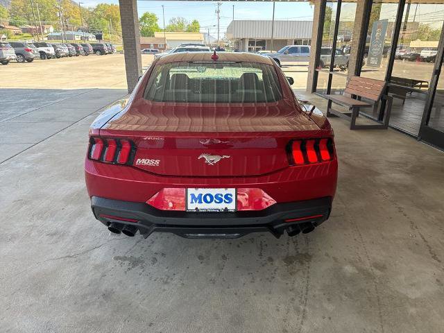 Certified 2024 Ford Mustang Coupe RWD image 5