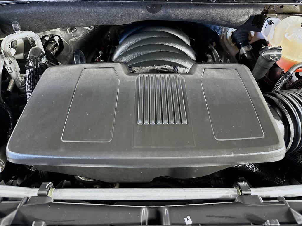 Used 2024 Chevrolet Silverado 1500 LT Trail Boss w/ Convenience Package II AWD/4WD image 9