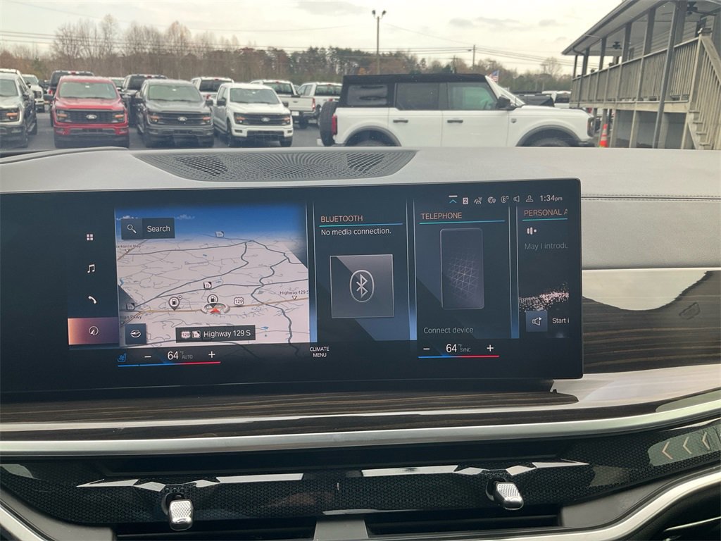 Used 2023 BMW X7 xDrive40i w/ Premium Package image 23