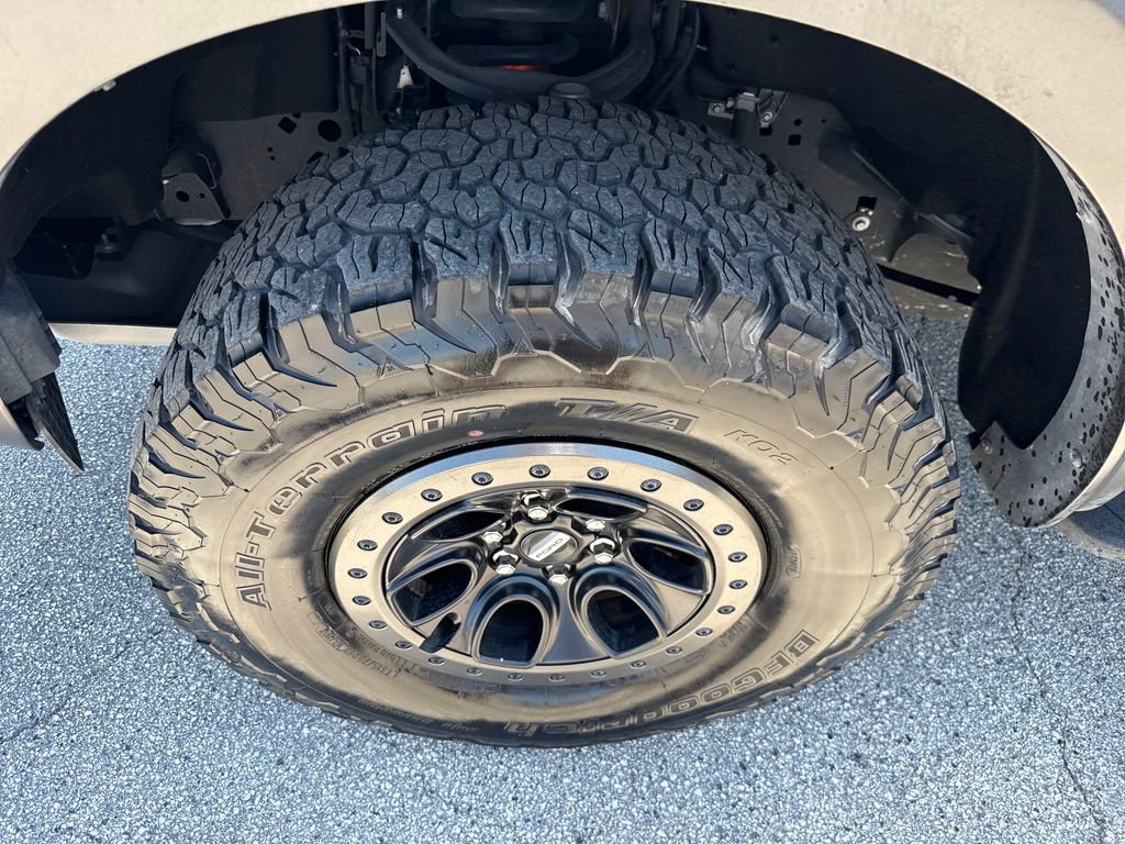 Certified 2023 Ford F150 Raptor w/ Raptor Carbon Fiber Package image 12