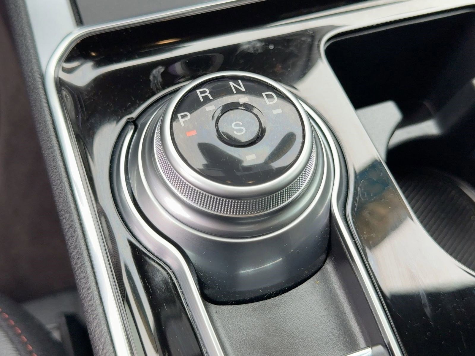 Certified 2020 Ford Edge Titanium w/ Equipment Group 301A image 16