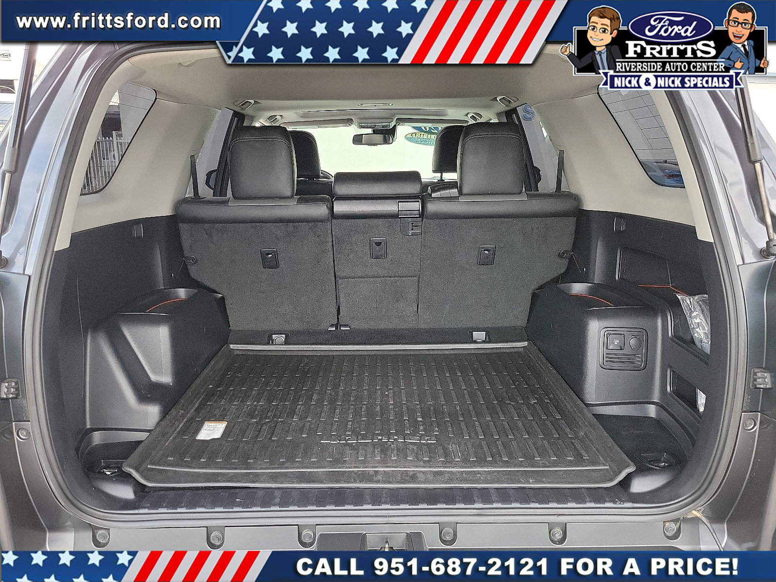 Used 2020 Toyota 4Runner SR5 Premium w/ Moonroof Package AWD/4WD image 19
