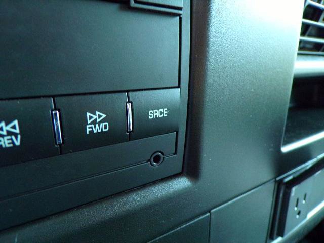 Used 2022 Chevrolet Express 2500 RWD image 25