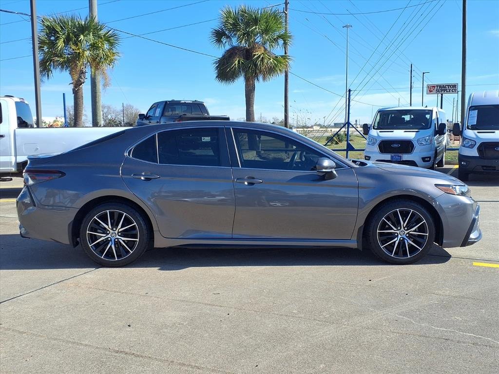 Used 2023 Toyota Camry SE image 8