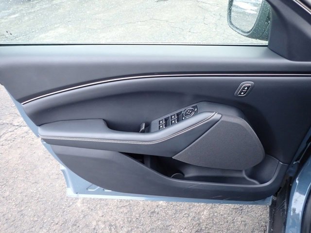 Certified 2024 Ford Mustang Mach-E Select image 21