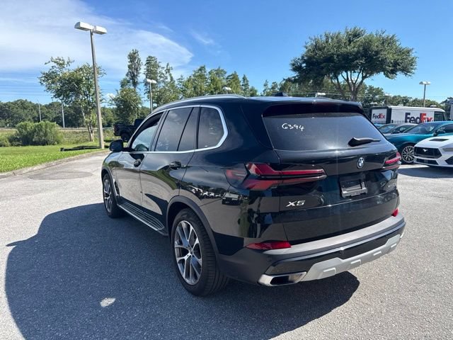 Used 2025 BMW X5 xDrive50e AWD/4WD image 4