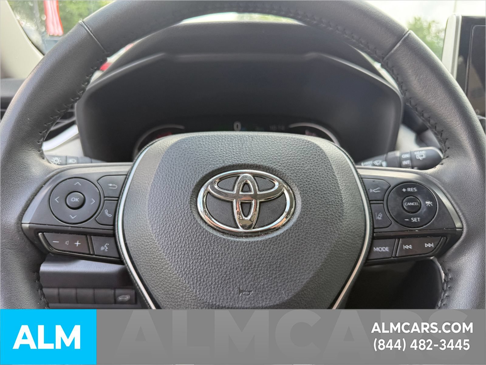 Used 2024 Toyota RAV4 XLE Premium FWD image 23