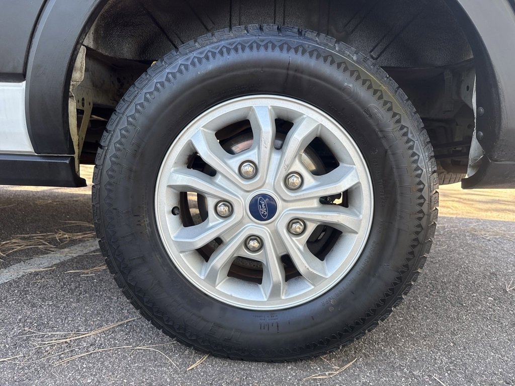 Certified 2021 Ford Transit 350 XLT image 28