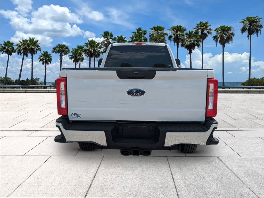 Certified 2025 Ford F350 XL w/ XL Chrome Package AWD/4WD image 7