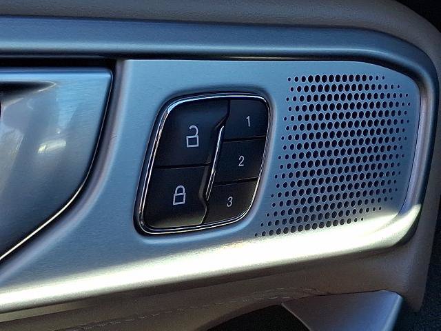 Certified 2023 Ford Explorer Limited w/ Limited Technology Package AWD/4WD image 27