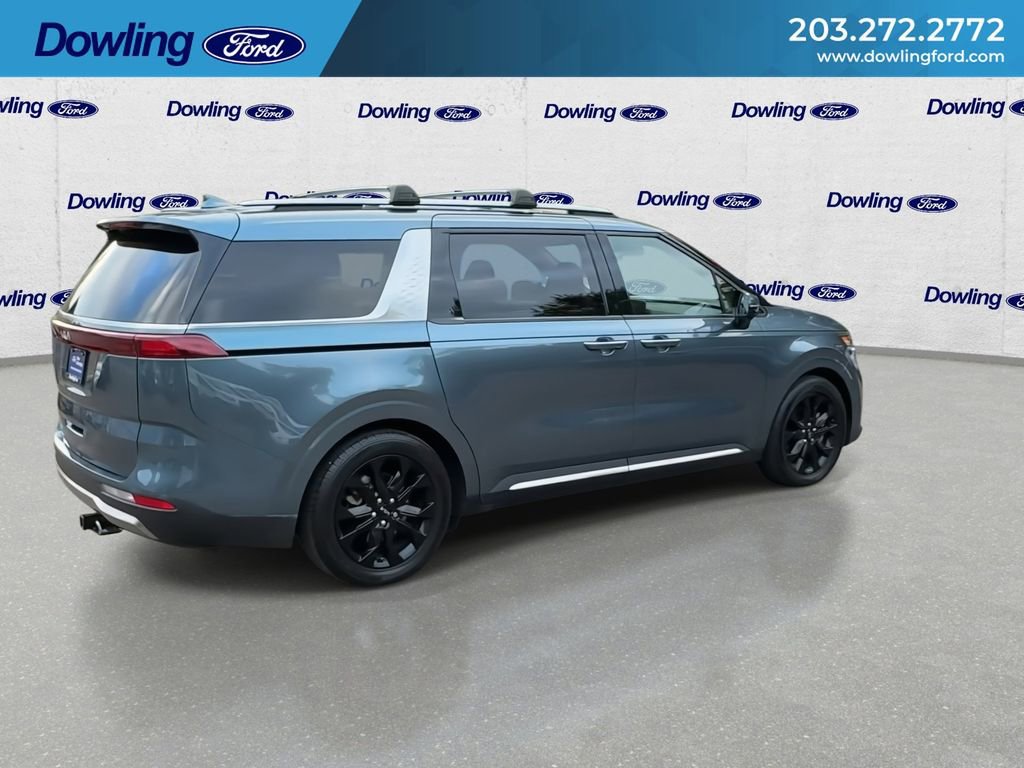 Used 2024 Kia Carnival SX image 3