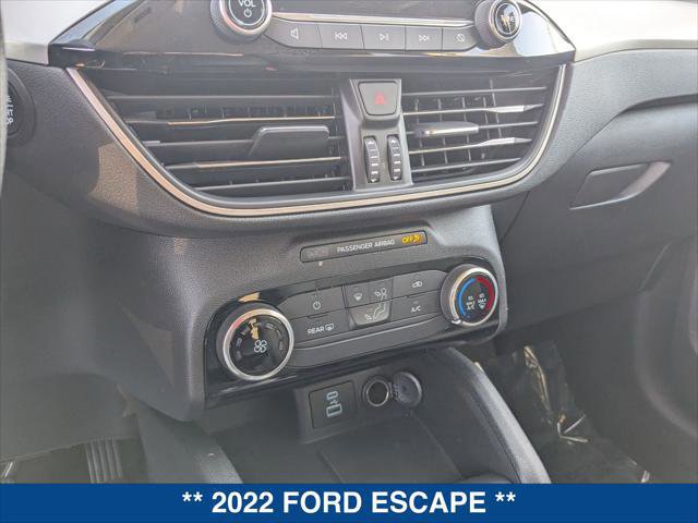 Certified 2022 Ford Escape SE image 17