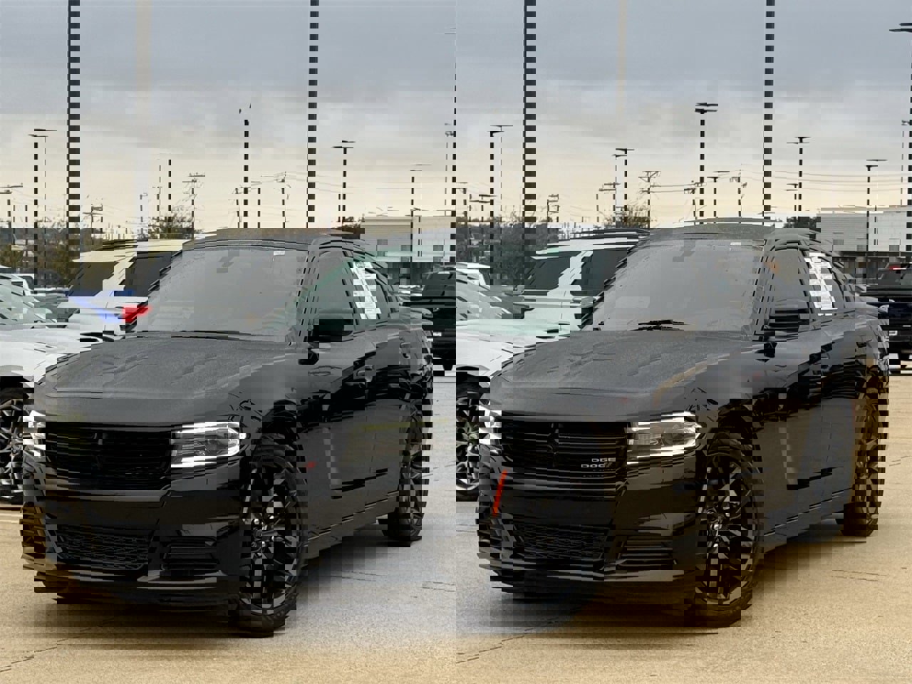 Used 2021 Dodge Charger SXT w/ Blacktop Package image 2