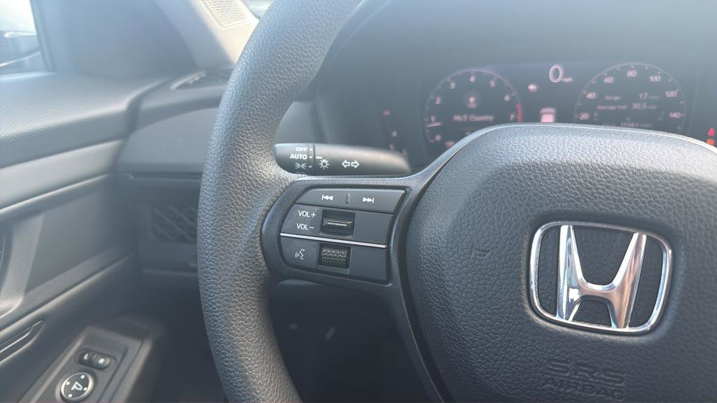 Used 2024 Honda Accord EX image 35