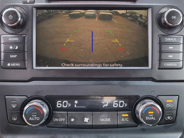 Used 2019 Nissan Titan SV w/ SV Convenience Package image 25