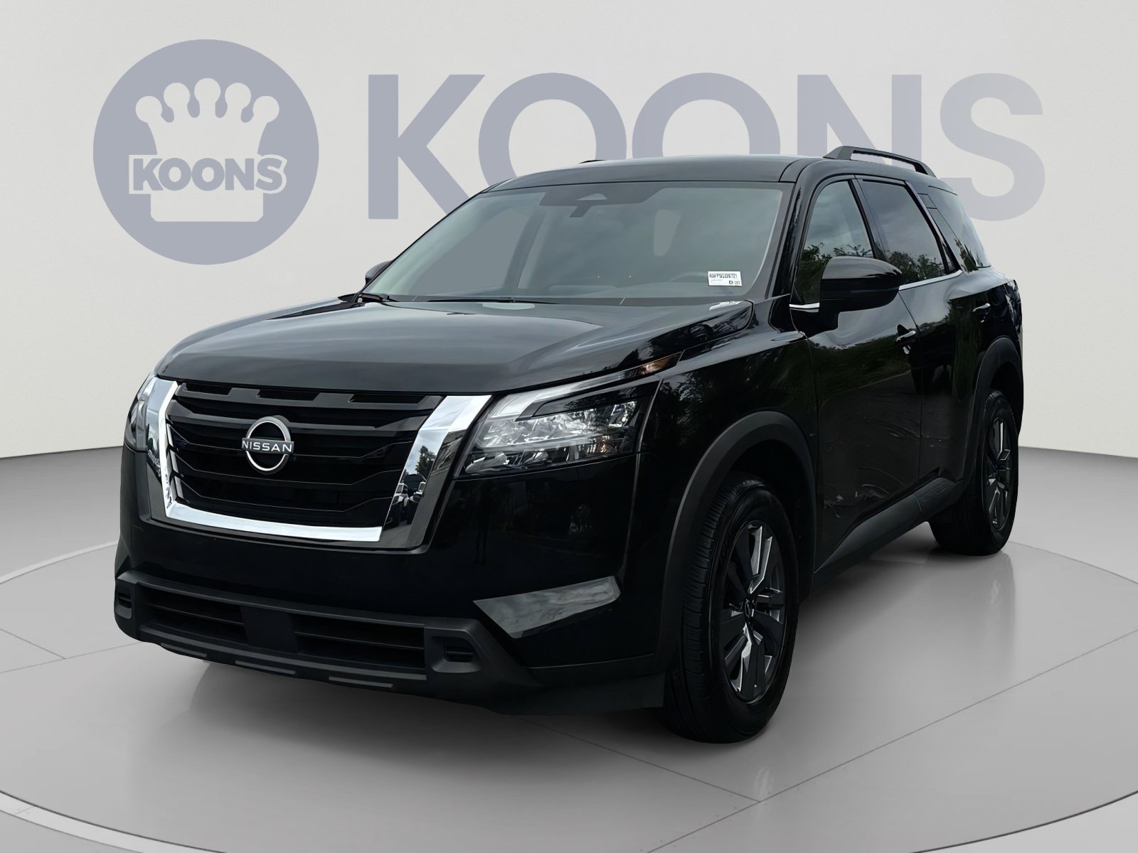 Used 2025 Nissan Pathfinder SV AWD/4WD image 1