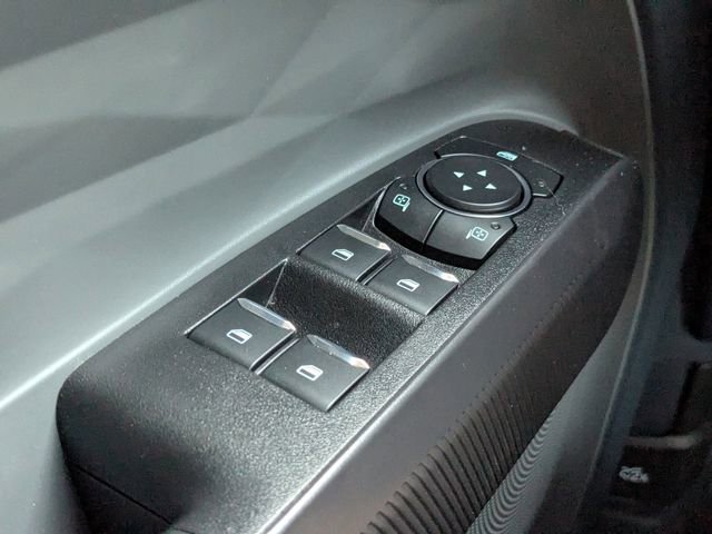 Certified 2022 Ford F350 Lariat w/ Tremor Off-Road Package image 32