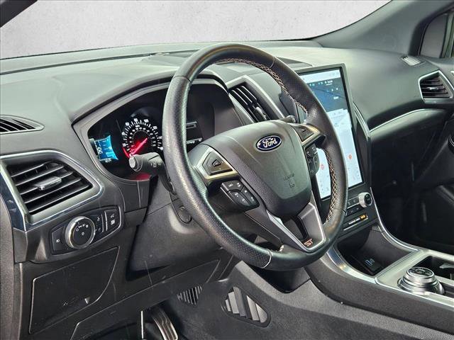 Certified 2022 Ford Edge ST w/ Equipment Group 401A AWD/4WD image 10