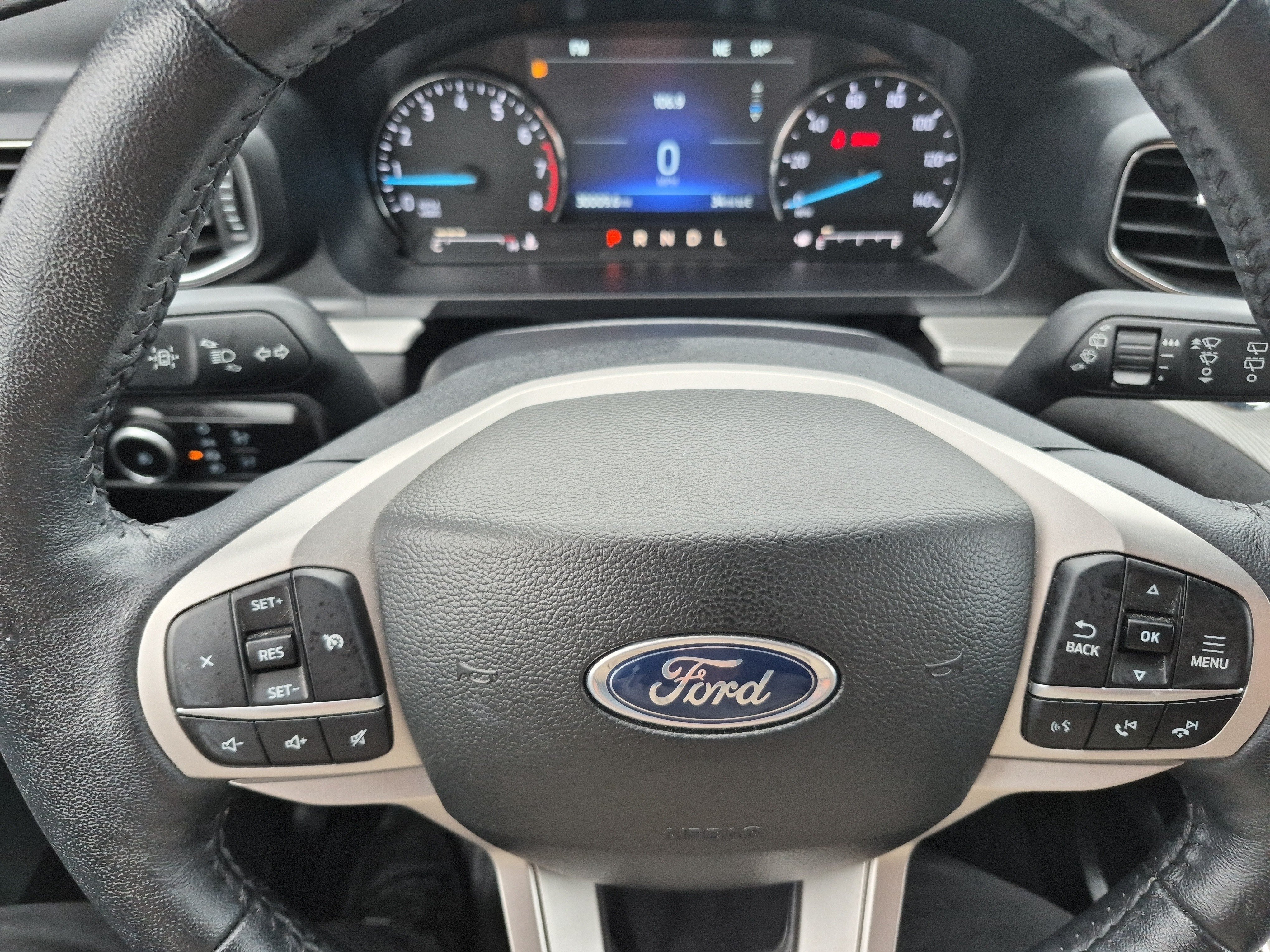 Certified 2023 Ford Explorer XLT w/ Equipment Group 202A AWD/4WD image 28