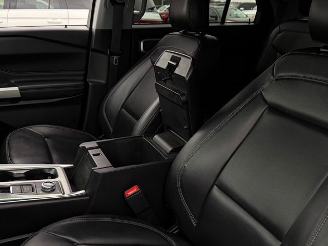 Certified 2023 Ford Explorer XLT w/ Equipment Group 202A image 33