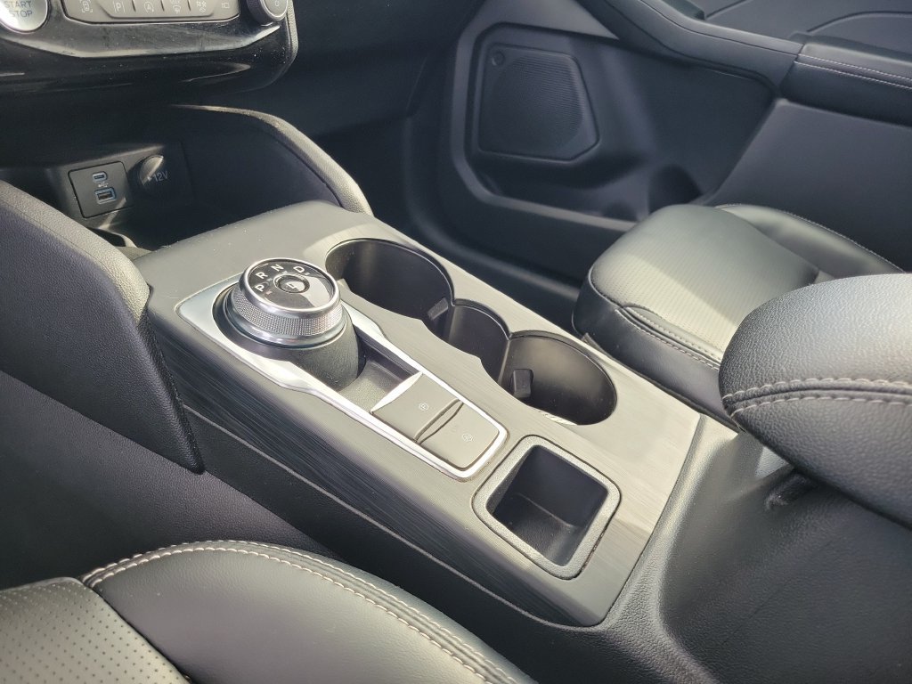 Certified 2023 Ford Escape Platinum AWD/4WD image 30