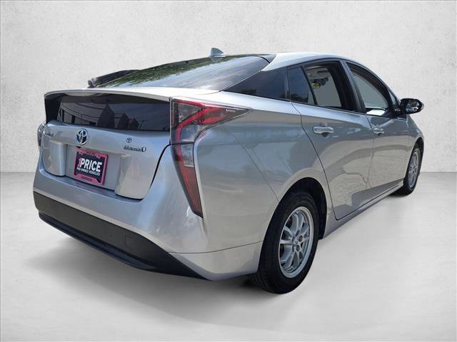 Used 2017 Toyota Prius Three FWD image 5